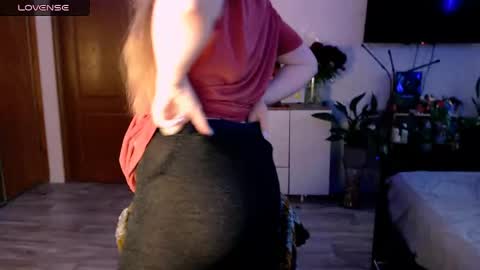 Snapshot of janeblossomhot chatting on 29, 5, 2026 Jane online show from 29, 5, 2026