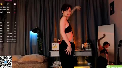 Im Jane Happy New Year everyone online show from 15, 5, 2026