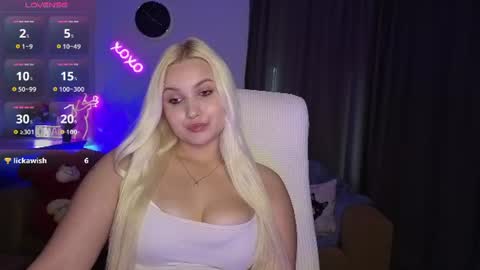 Snapshot of janemiss chatting on 17, 6, 2026 Jane online show from 17, 6, 2026