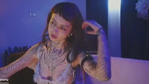 Snapshot of janne_maybe chatting on 28, 7, 2026 jmaybe e online show from 28, 7, 2026