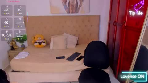 janomar01 online show from 13, 10, 2025