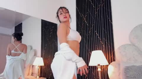 Jaslyn online show from 18, 4, 2026