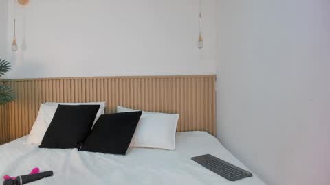      online show from 16, 5, 2026