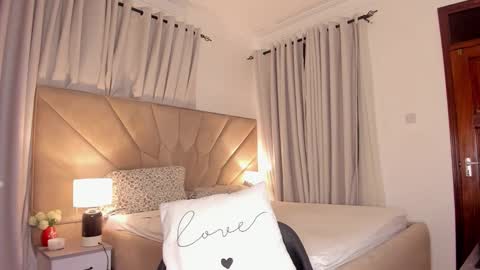 Snapshot of jasmin_melons chatting on 27, 2, 2026 jasmin_melons online show from 27, 2, 2026