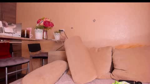 JasminArcher online show from 19, 11, 2025