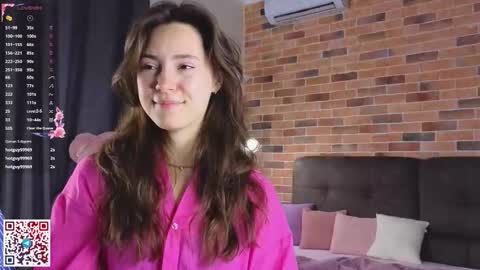 Chloe online show from 7, 10, 2025