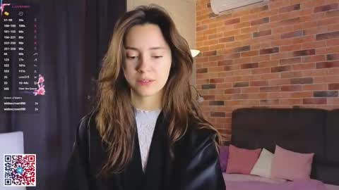 Chloe online show from 17, 10, 2025