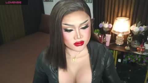 Jasmine Brandy online show from 15, 9, 2025