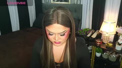 Jasmine Brandy online show from 27, 11, 2025