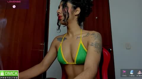 Snapshot of jasmine_bunny_ chatting on 30, 10, 2025 Jasmine online show from 30, 10, 2025