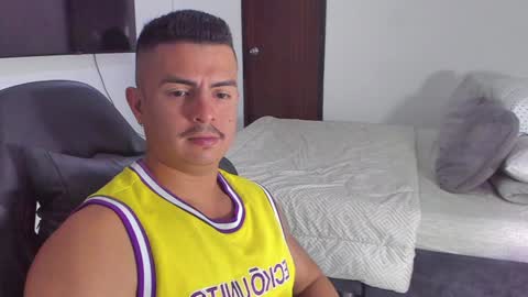 Snapshot of jasperbrooksx chatting on 5, 2, 2025 JBrooksXx online show from 5, 2, 2025