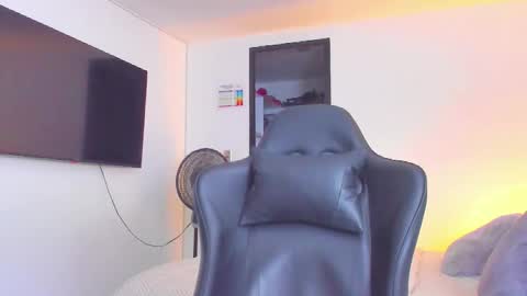 Snapshot of jasperbrooksx chatting on 28, 9, 2025 JBrooksXx online show from 28, 9, 2025