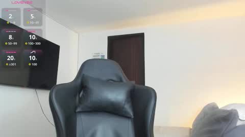 Snapshot of jasperbrooksx chatting on 9, 10, 2025 JBrooksXx online show from 9, 10, 2025