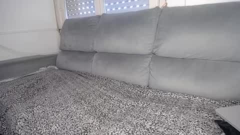 Javier  online show from 11, 1, 2025