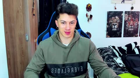 Javier online show from 9, 12, 2024