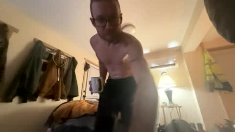 Snapshot of jay976696 chatting on 19, 12, 2025 jay976696 online show from 19, 12, 2025