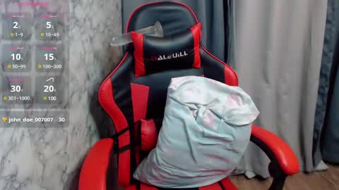 Jayda Khalifa  online show from 1, 12, 2024