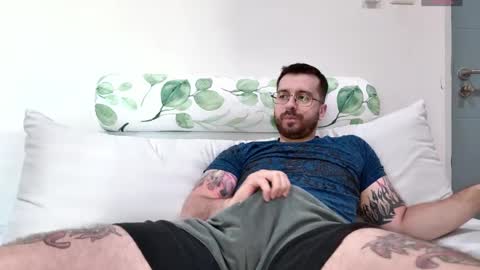 Snapshot of jayxcee_official chatting on 3, 3, 2025 jayxcee OFFICIAL online show from 3, 3, 2025