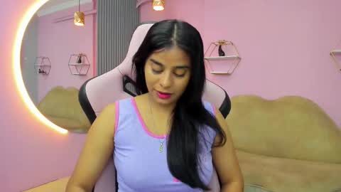 jazmin  online show from 1, 10, 2025