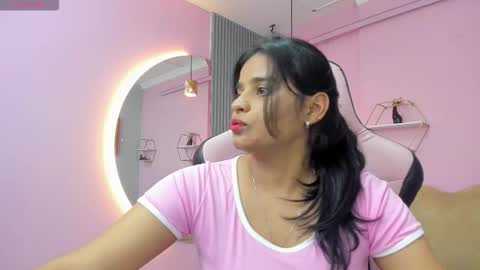 jazmin  online show from 21, 10, 2025