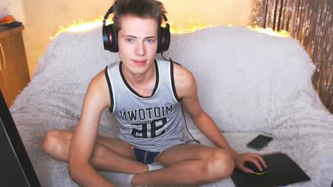 Snapshot of jealousangel chatting on 1, 2, 2025 Angel online show from 1, 2, 2025