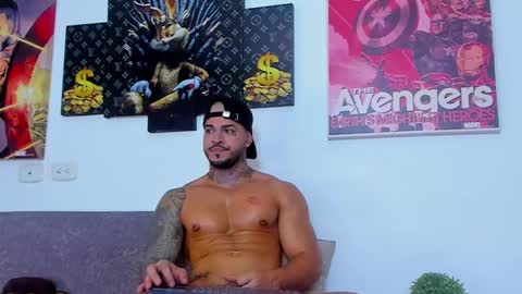 Jean  axelcrow       Modelo Independiente online show from 16, 2, 2025