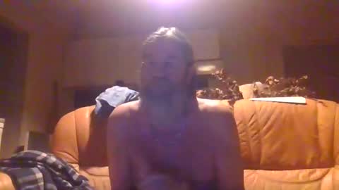 Snapshot of jeanclaudej chatting on 11, 5, 2026 jeanclaudej online show from 11, 5, 2026