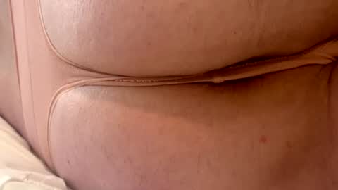 Snapshot of jeanlovesleggings chatting on 9, 7, 2026 Jean online show from 9, 7, 2026