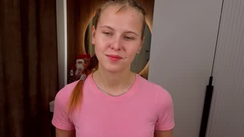 Snapshot of jeanninebeall chatting on 14, 1, 2026 Bella online show from 14, 1, 2026