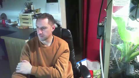 Snapshot of jef74700 chatting on 28, 12, 2024 Jrme online show from 28, 12, 2024