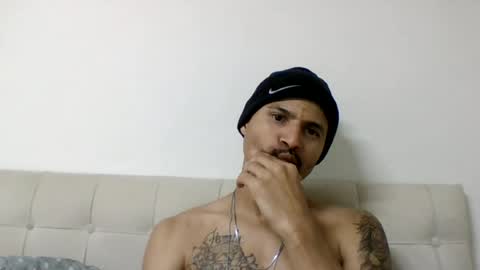 Snapshot of jeff05835 chatting on 6, 8, 2026 jeff05835 online show from 6, 8, 2026