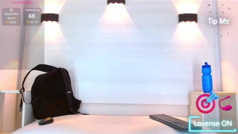 Snapshot of jeic_18 chatting on 3, 10, 2025 jeic 18 online show from 3, 10, 2025