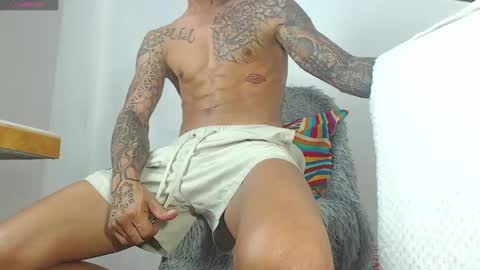 Snapshot of jeilertthh chatting on 8, 3, 2025 jeilertthh online show from 8, 3, 2025