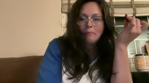 Snapshot of jellybeanin chatting on 10, 12, 2024 Jelli online show from 10, 12, 2024
