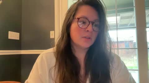 Snapshot of jellybeanin chatting on 24, 12, 2024 Jelli online show from 24, 12, 2024