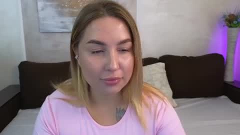 Snapshot of jemalia chatting on 8, 8, 2026 Alice online show from 8, 8, 2026