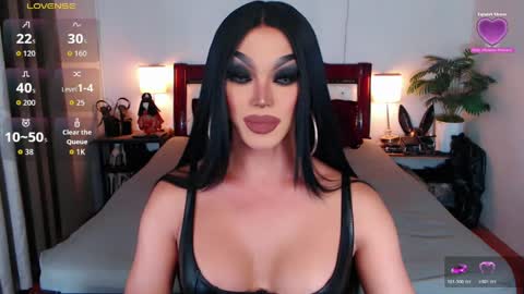 Queen Jenifer online show from 3, 4, 2026