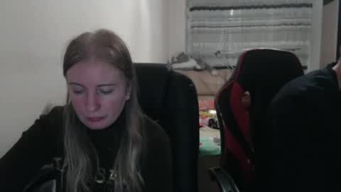 JenisAndPeter online show from 30, 9, 2025