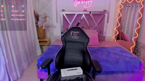 jenna_tay1 online show from 11, 4, 2026