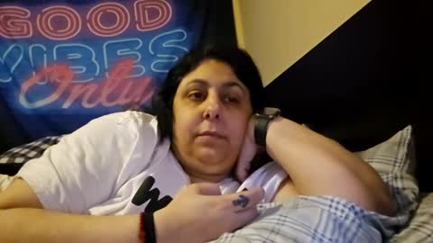 Snapshot of jennabrady chatting on 15, 12, 2024  Dragon Queen. Be my Dragon --  and  online show from 15, 12, 2024