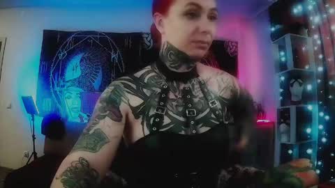 Snapshot of jennalovvee chatting on 17, 5, 2026 Mrs. Jenna online show from 17, 5, 2026