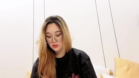 Snapshot of jennatyan chatting on 5, 2, 2026 JENNA online show from 5, 2, 2026