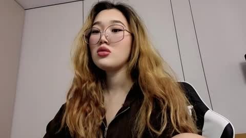 Snapshot of jennatyan chatting on 22, 2, 2026 JENNA online show from 22, 2, 2026