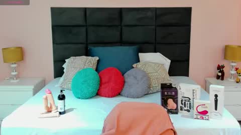 jenner_madison online show from 17, 11, 2025