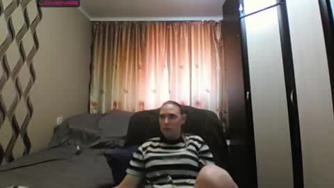 JenniDeep online show from 14, 4, 2026