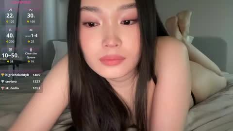 Snapshot of jennie_yung chatting on 21, 4, 2026 jennie_yung online show from 21, 4, 2026