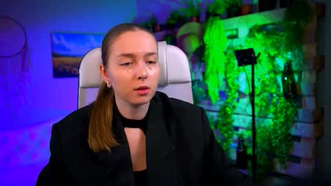 Jennifer online show from 12, 2, 2026