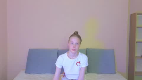 Snapshot of jenny_angelok chatting on 12, 2, 2026 Next broadcast on December 05 subject to change online show from 12, 2, 2026