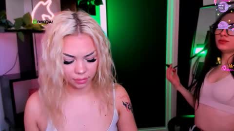 Snapshot of jenny_donne chatting on 20, 3, 2026 jenny_donne online show from 20, 3, 2026