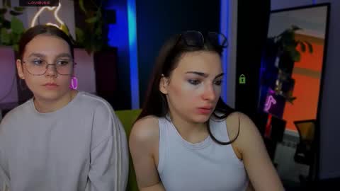 Snapshot of jenny_donne chatting on 25, 3, 2026 jenny_donne online show from 25, 3, 2026